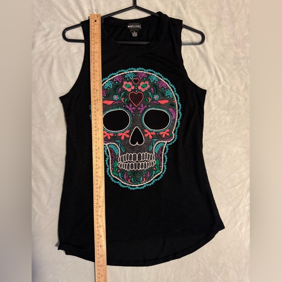 Wet Seal Blue Graphic Sleeveless Tank Top - Picture 5 of 5